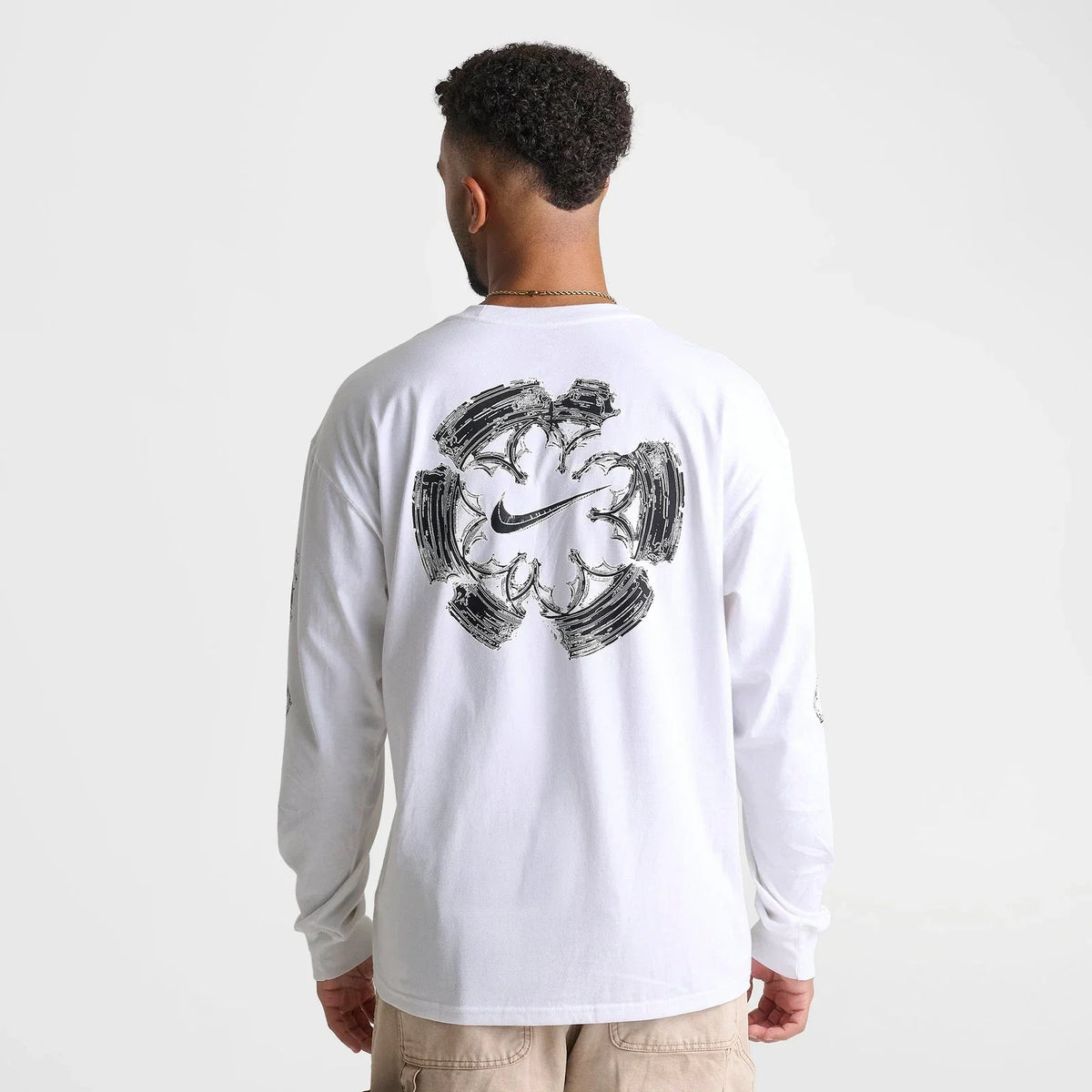Men's Loose-Fit Graphic Long-Sleeve Tee