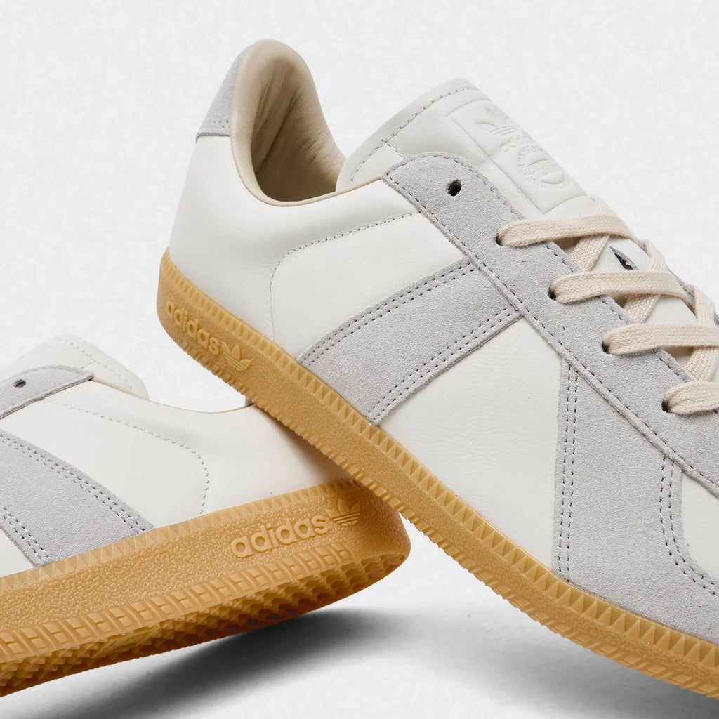 Men's Leather Low-Profile Casual Sneakers