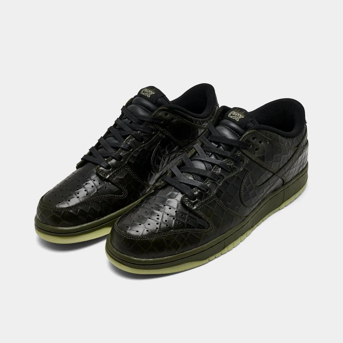 Men's Suede Low Top Sneakers - Green