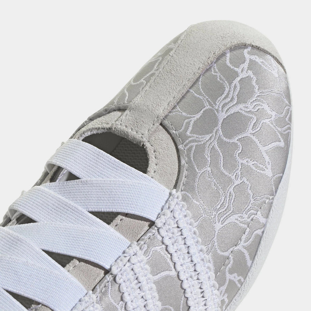 Women's Low-Profile Mary Jane Shoes