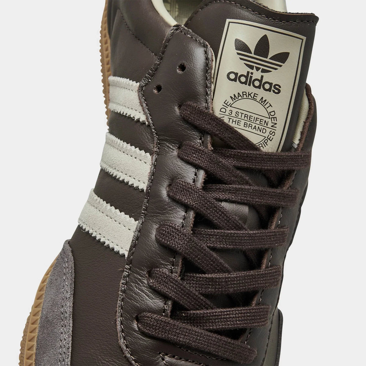 Men's Leather And Suede Low-Top Sneaker