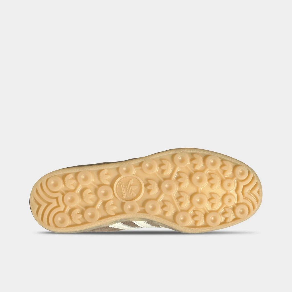 Women's Suede Low-Top Casual Sneakers