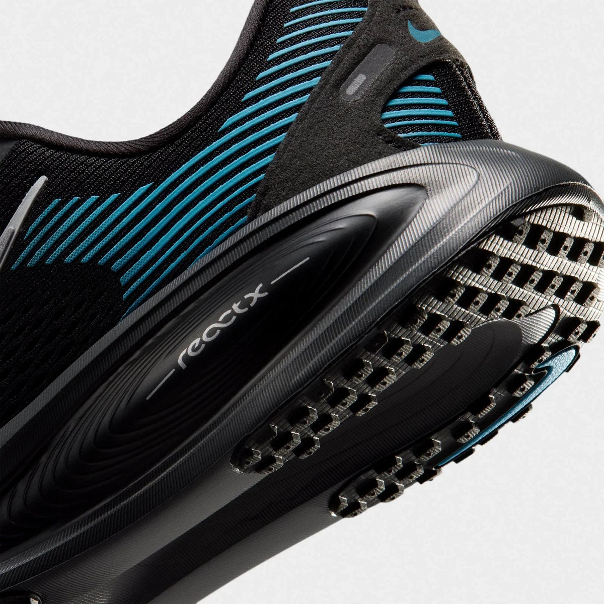 Kids' Cushioned Mesh Road Running Shoes