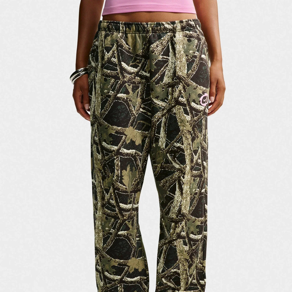 Women's High-Rise Cuffed Fleece Pants - Camo