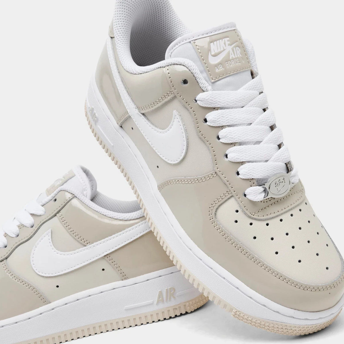 Women's Leather Low-Top Casual Sneakers