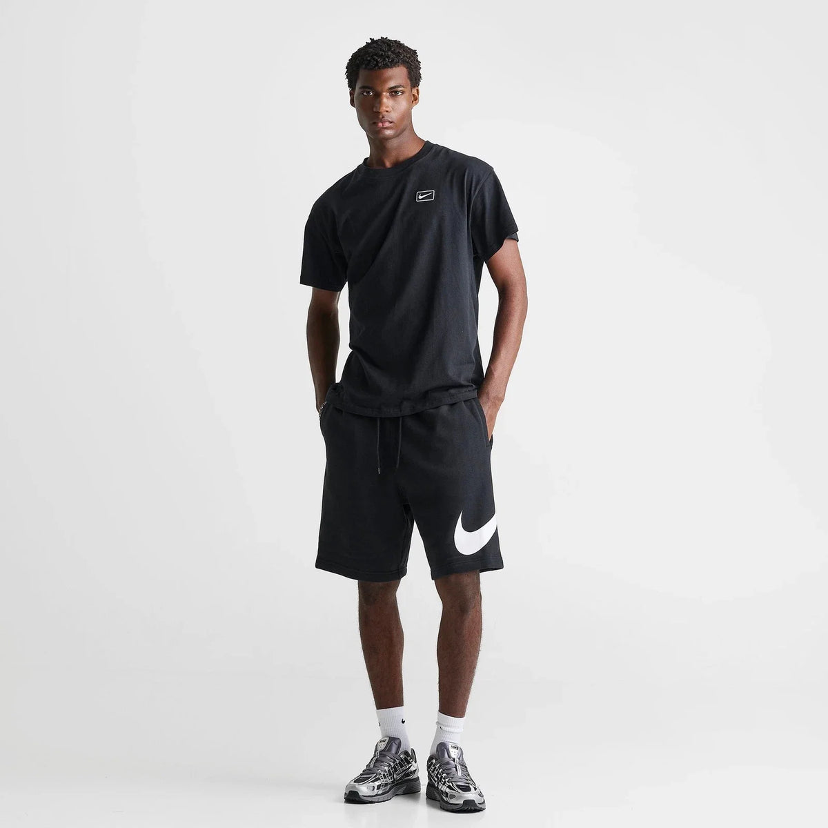 Men's Brushed Fleece Graphic Shorts - Black