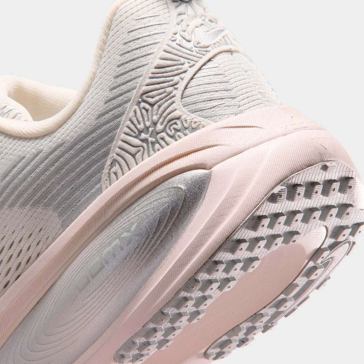 Women's Cushioned Road Running Shoes