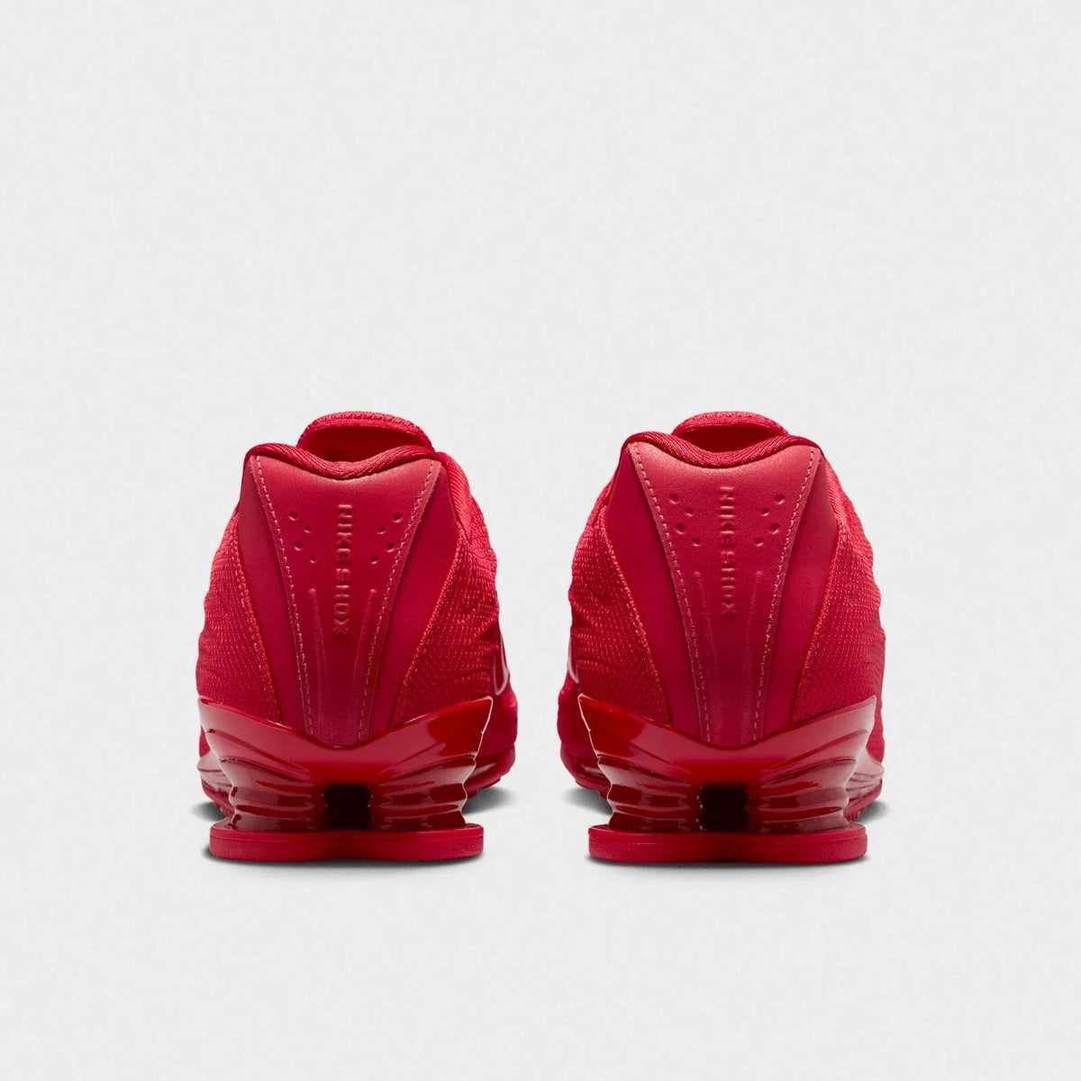 Women's Low-Top Column Cushion Sneakers - Red