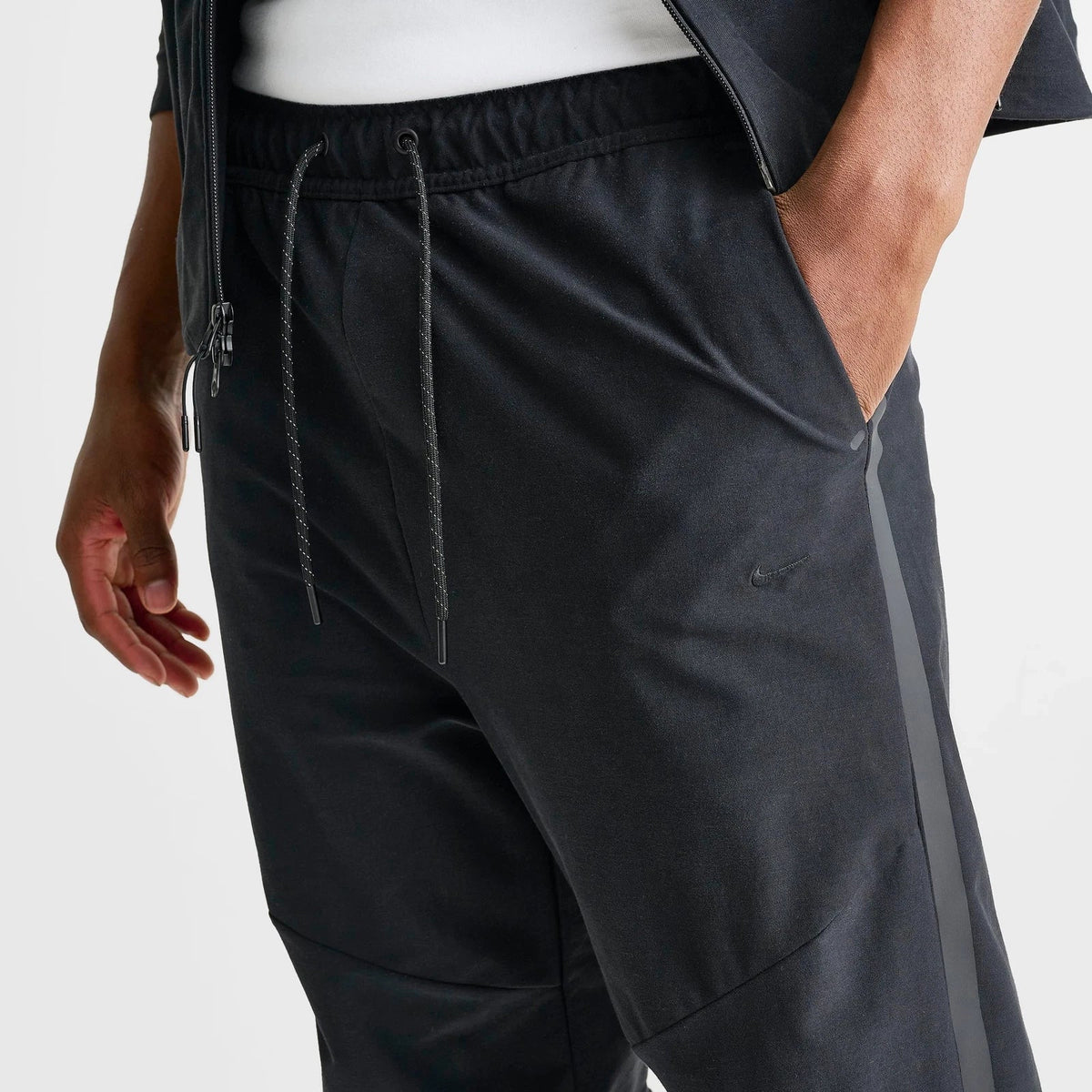 Men's Stretch Knit Tapered Training Pants