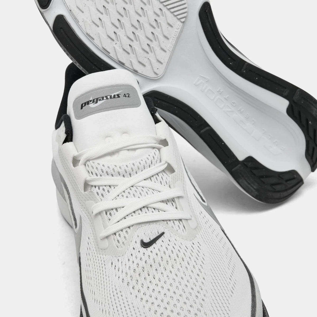 Men's Responsive Road Running Shoes