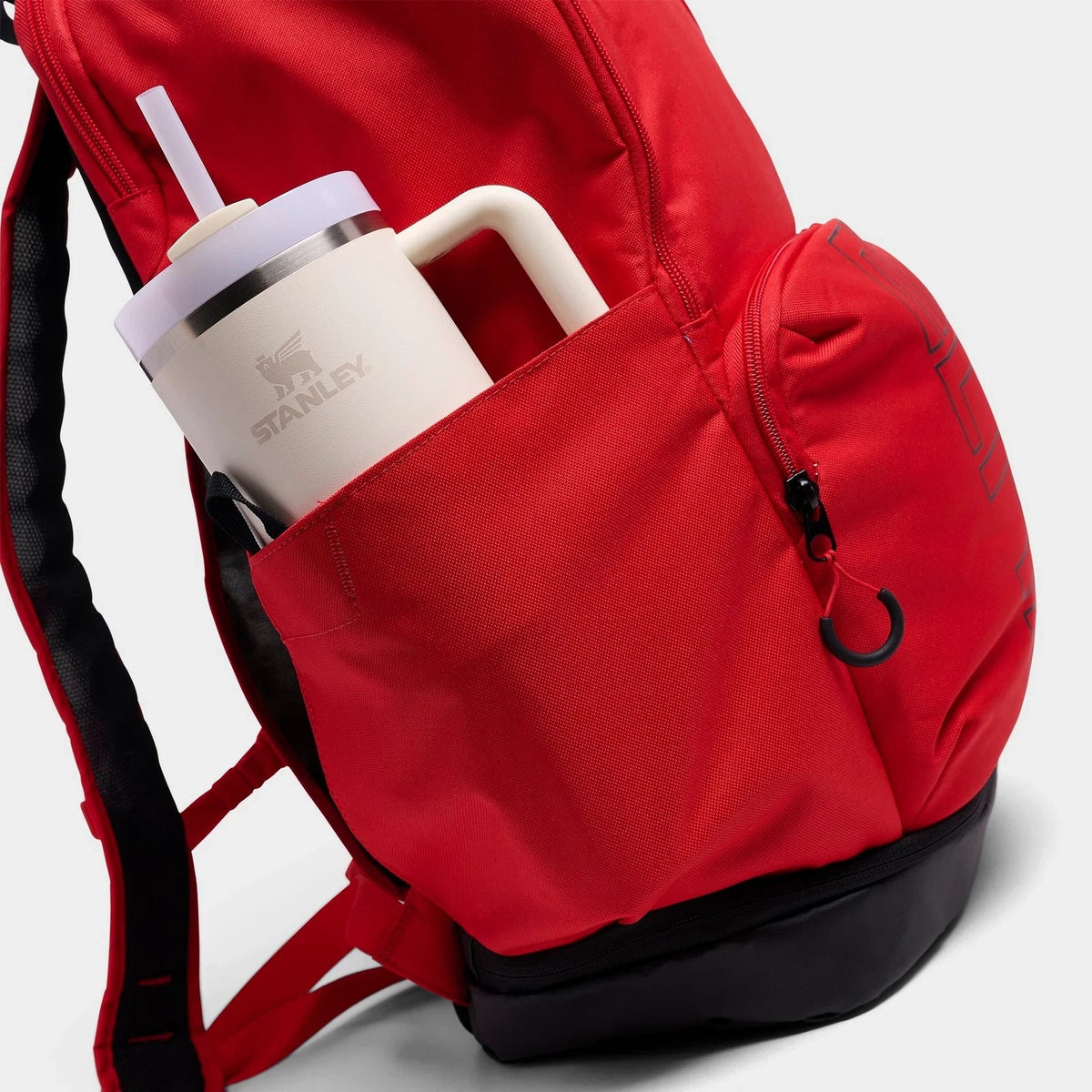 32L Basketball Gear Backpack - Red