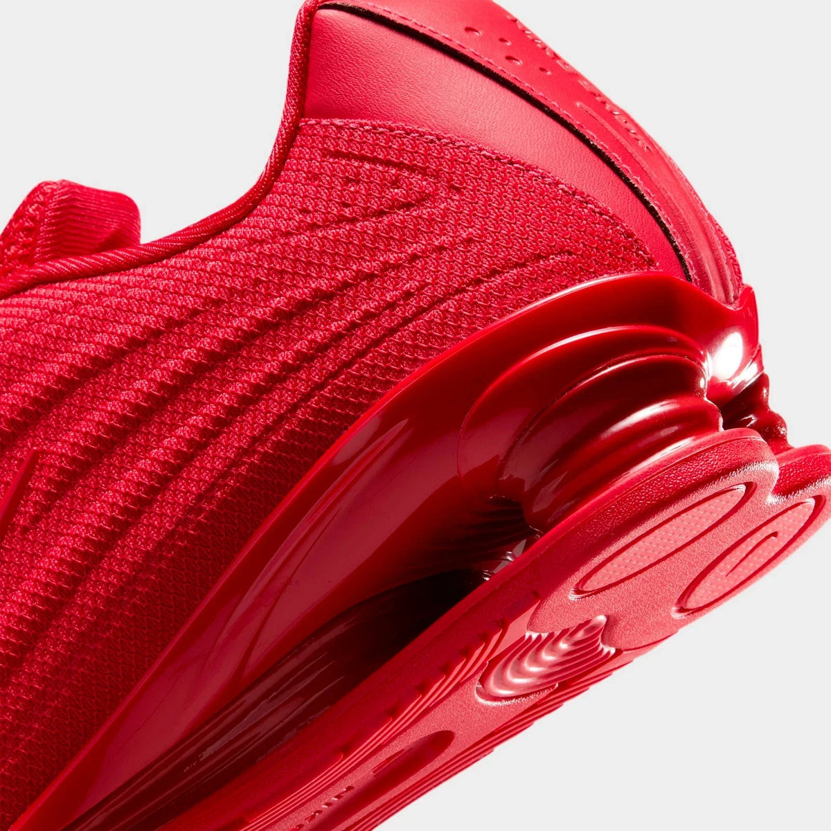 Women's Low-Top Column Cushion Sneakers - Red