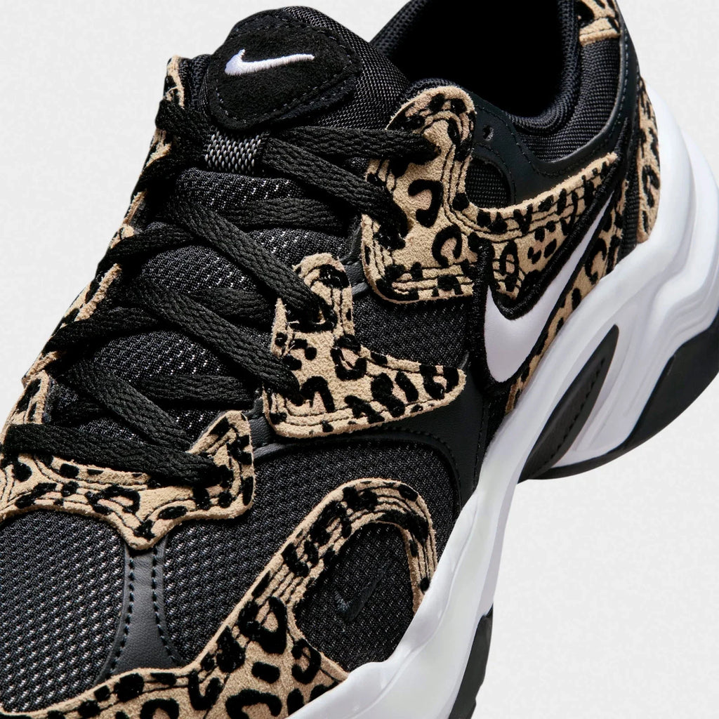 Women's Mesh And Suede Running Sneakers