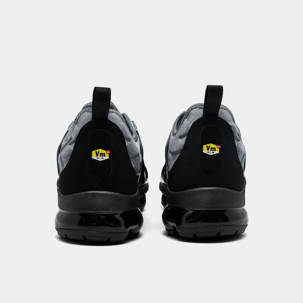 Men's Cushioned Bootie Running Sneakers