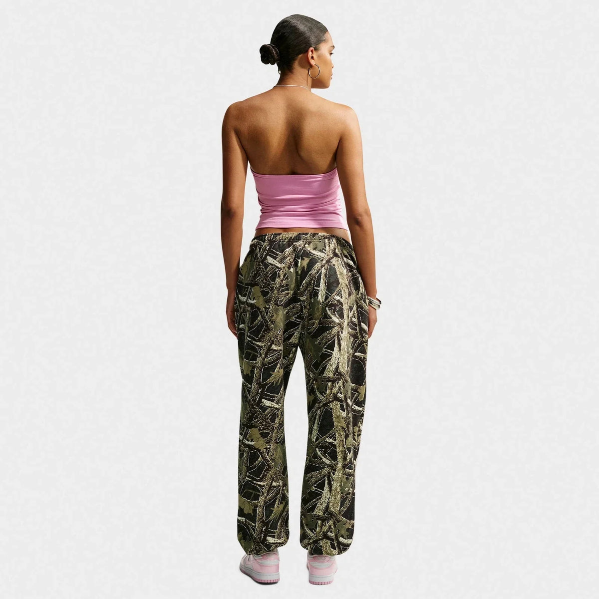 Women's High-Rise Cuffed Fleece Pants - Camo