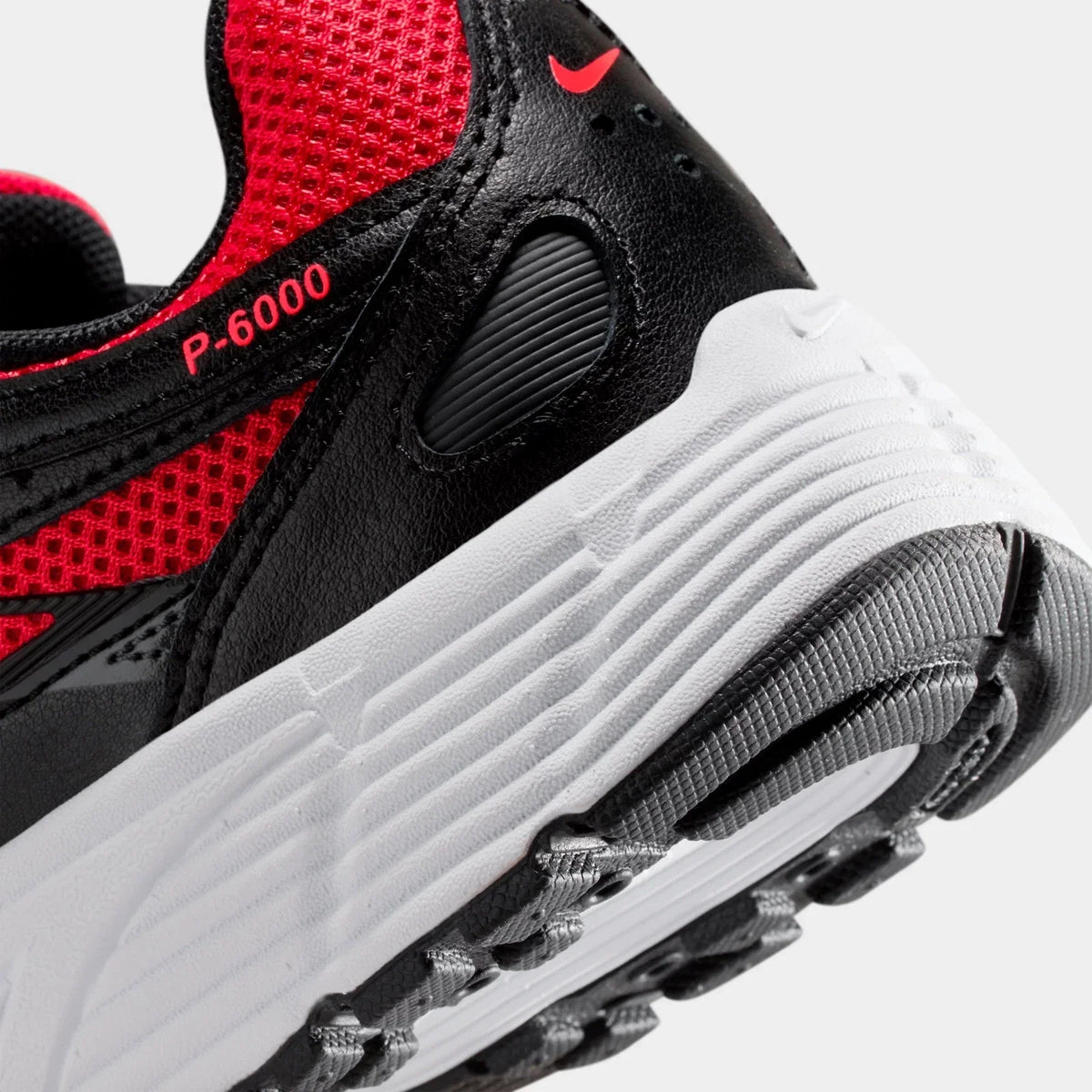Big Kids' Retro Mesh Casual Sneaker