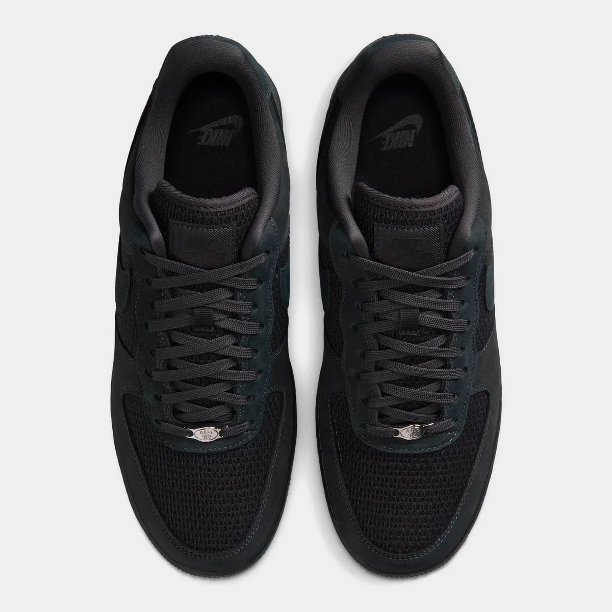Men's Woven Suede Low Top Sneaker