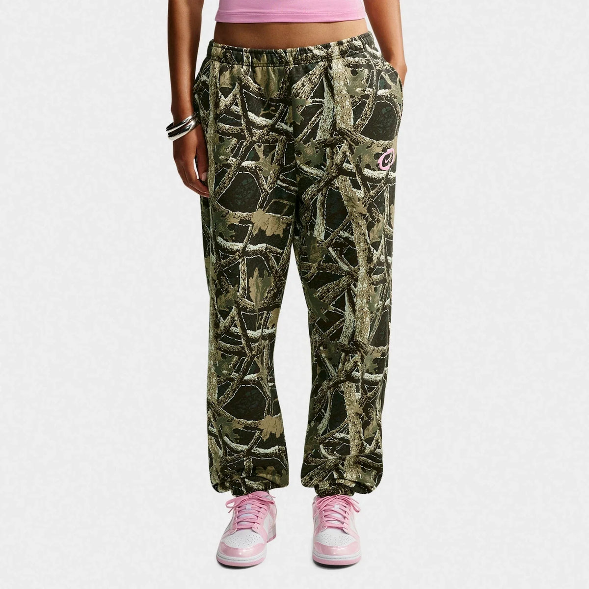 Women's High-Rise Cuffed Fleece Pants - Camo