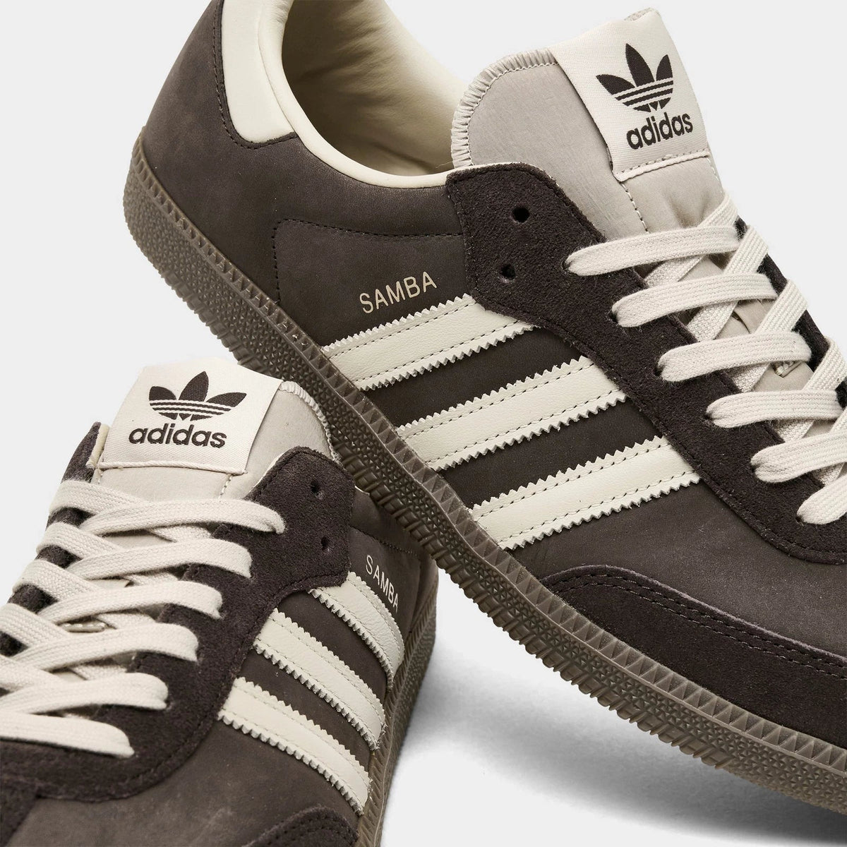 Men's Leather And Suede Low-Top Sneakers