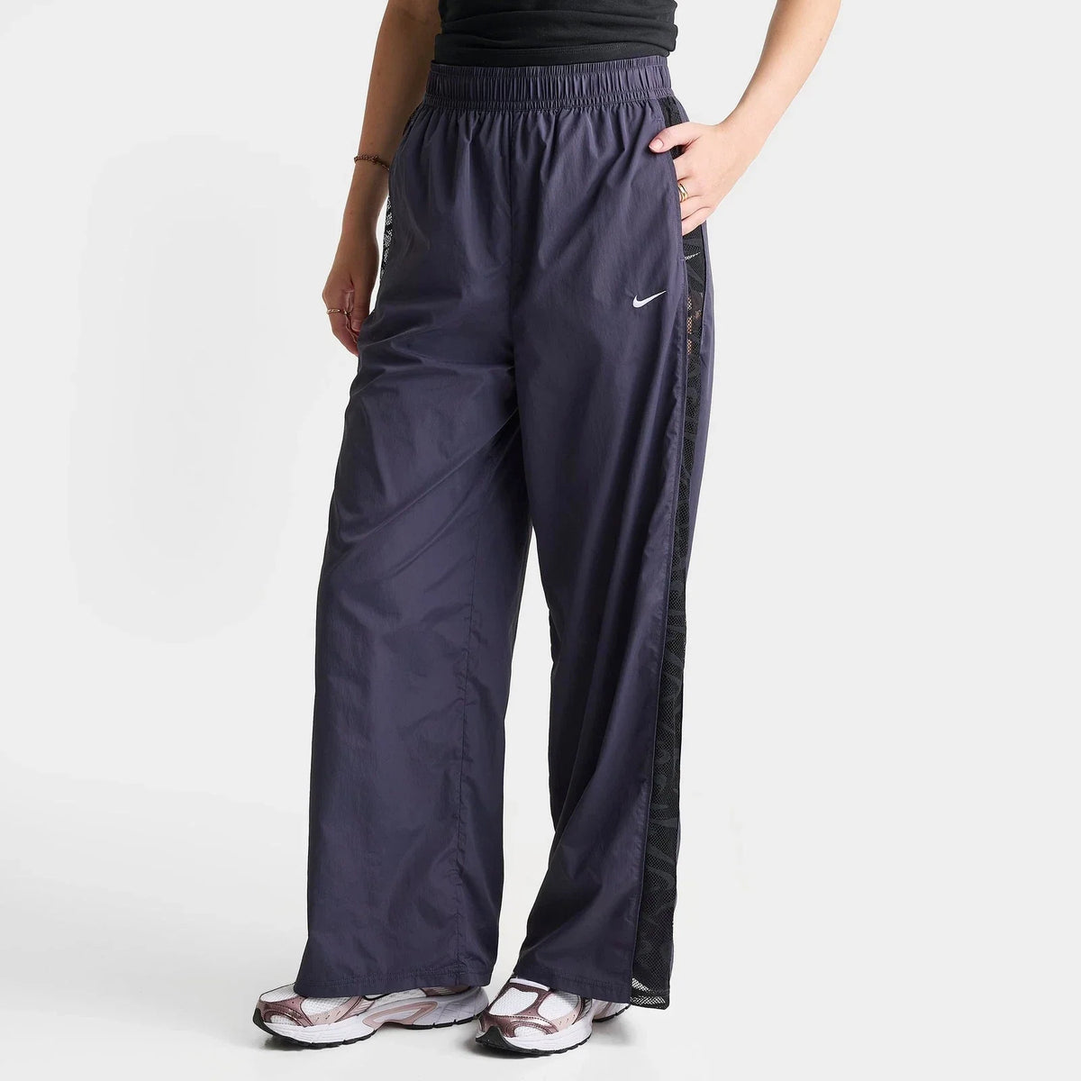 Women's Loose Mid-Rise Track Pants