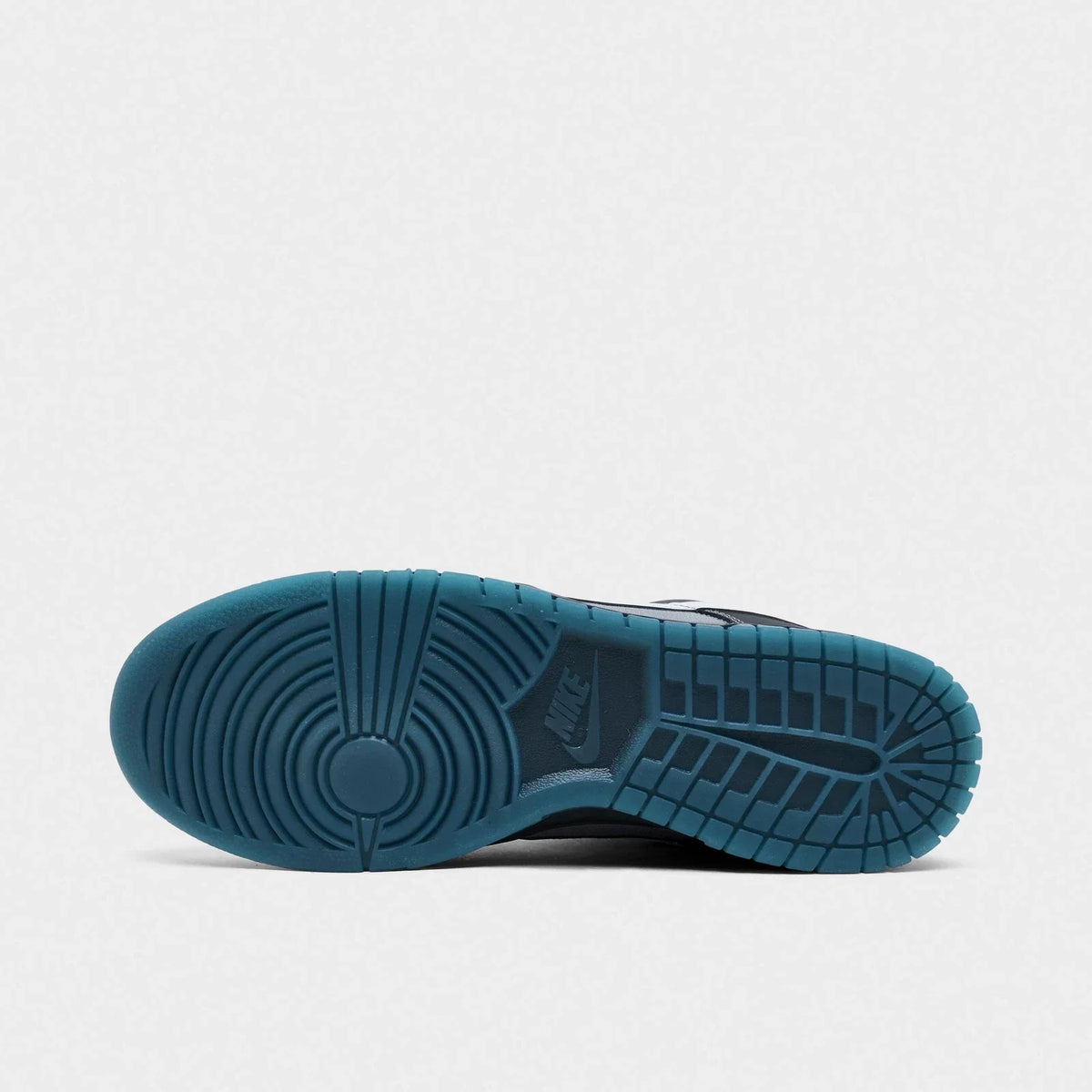 Men's Leather Low-Top Casual Sneakers