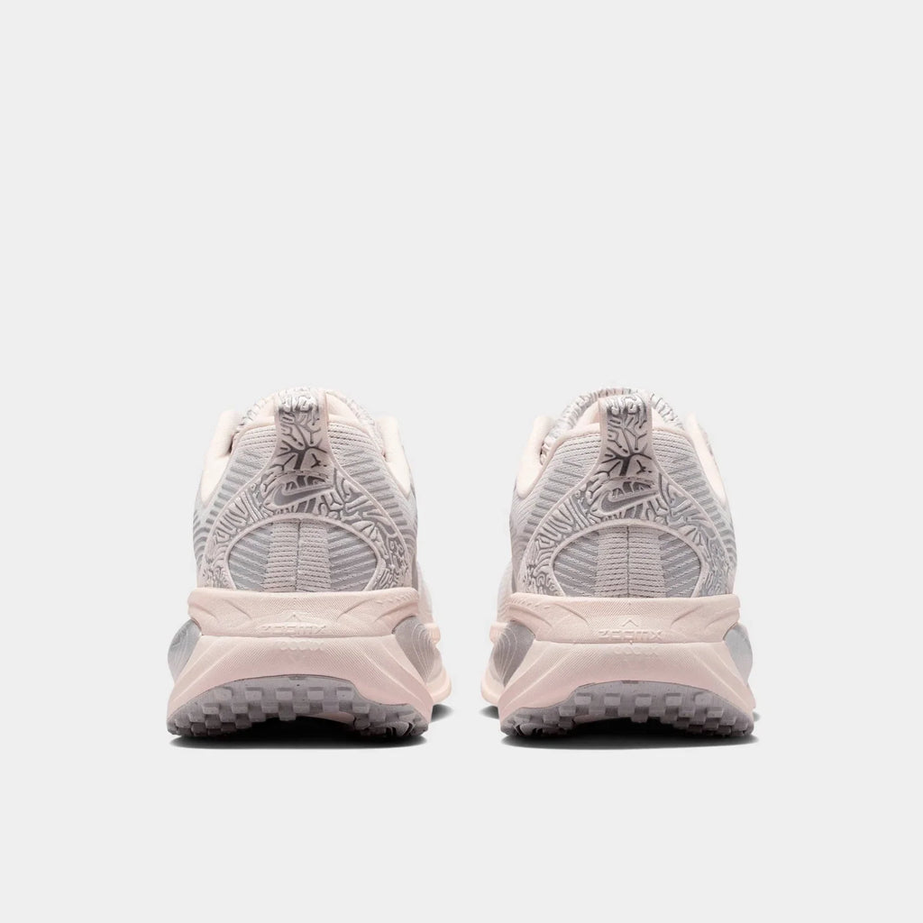 Women's Cushioned Road Running Shoes