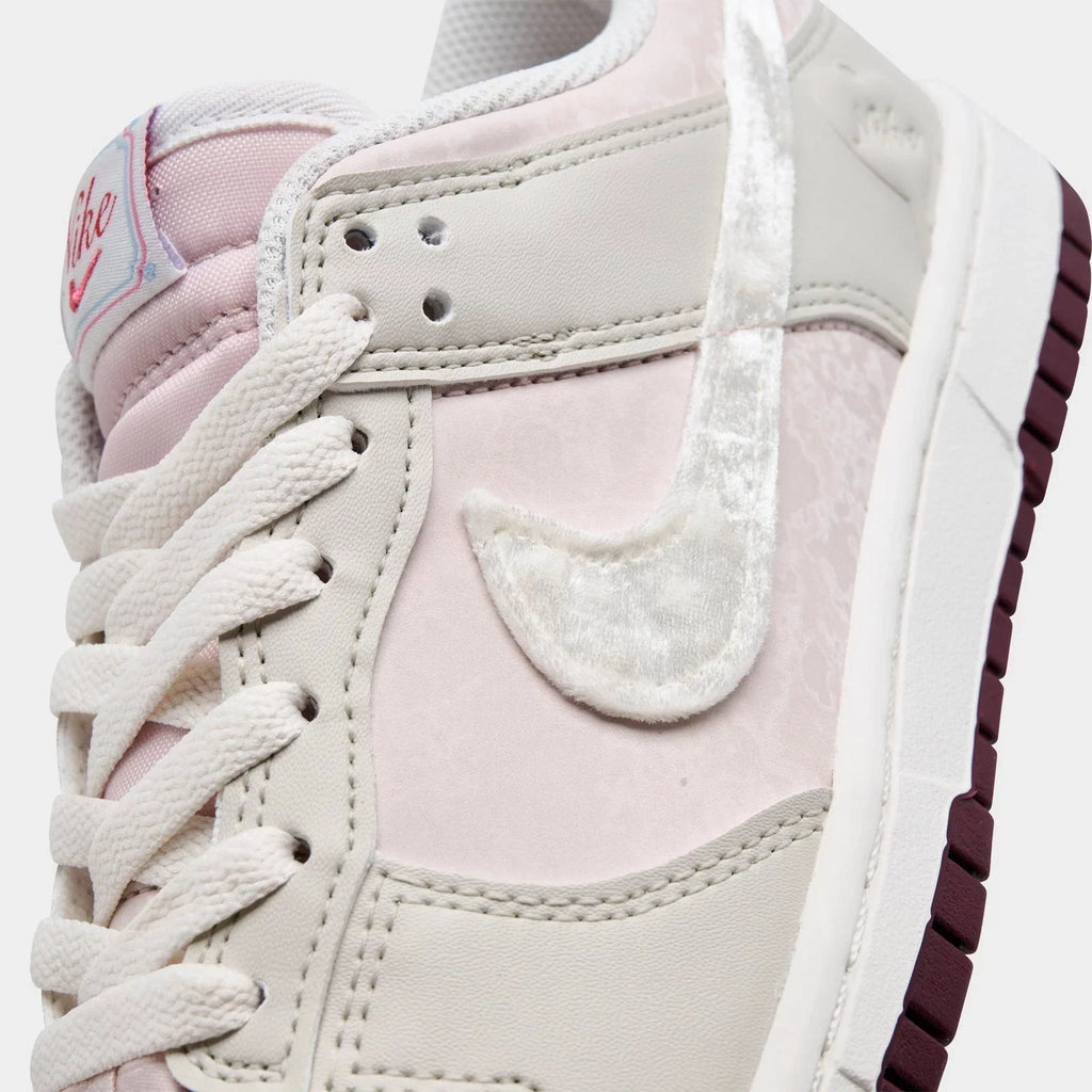 Women's Recycled Low Top Casual Sneaker
