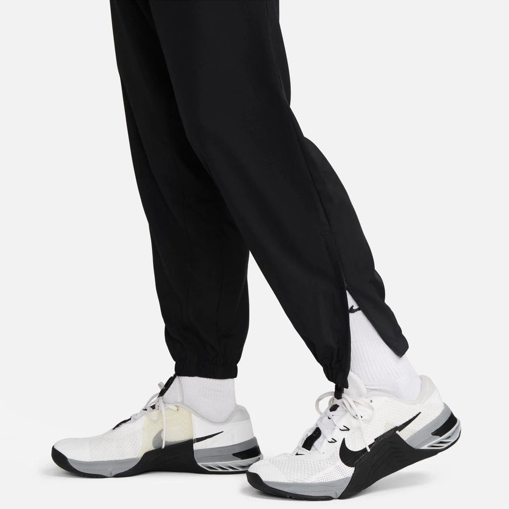 Men's Tapered Performance Pants - Black